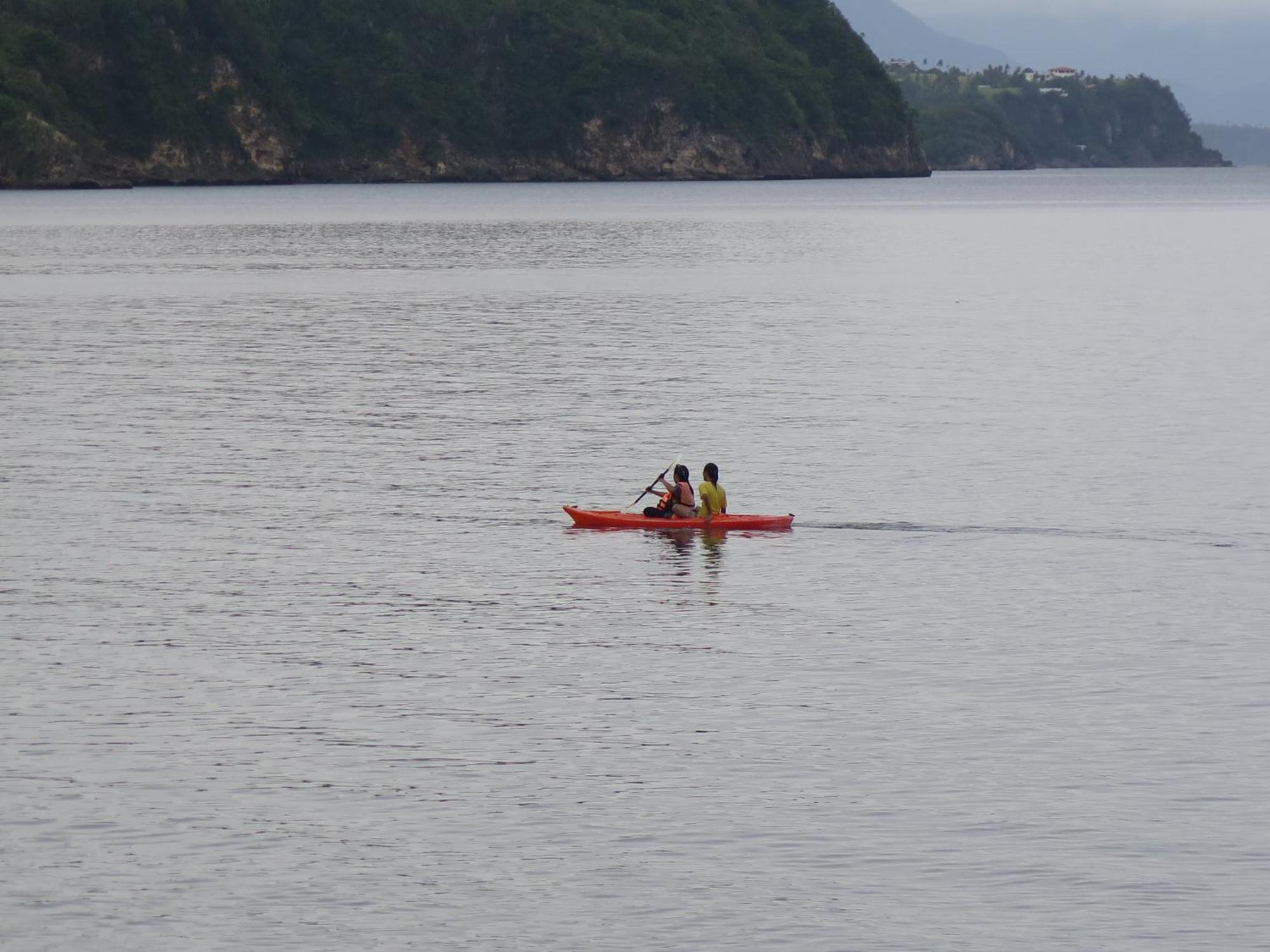 Badladz Staycation Condos Puerto Galera Kültér fotó