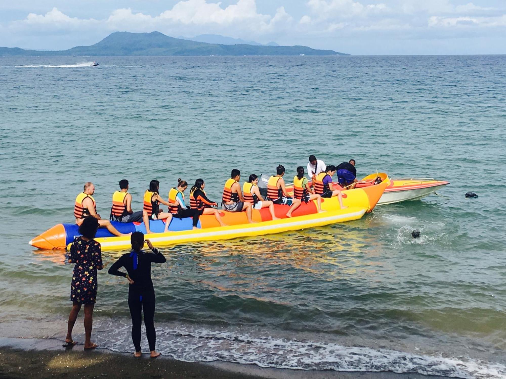 Badladz Staycation Condos Puerto Galera Kültér fotó