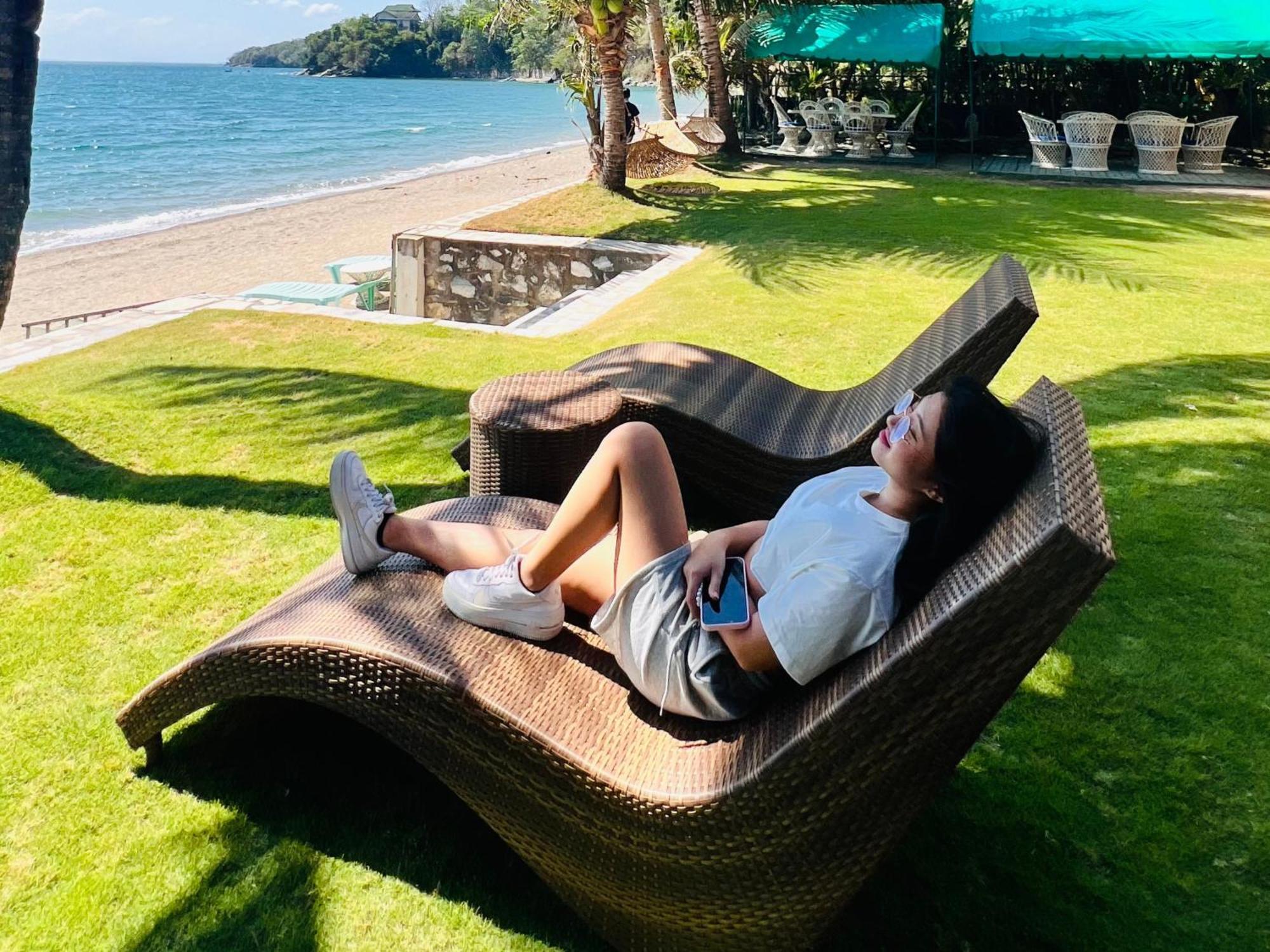 Badladz Staycation Condos Puerto Galera Kültér fotó